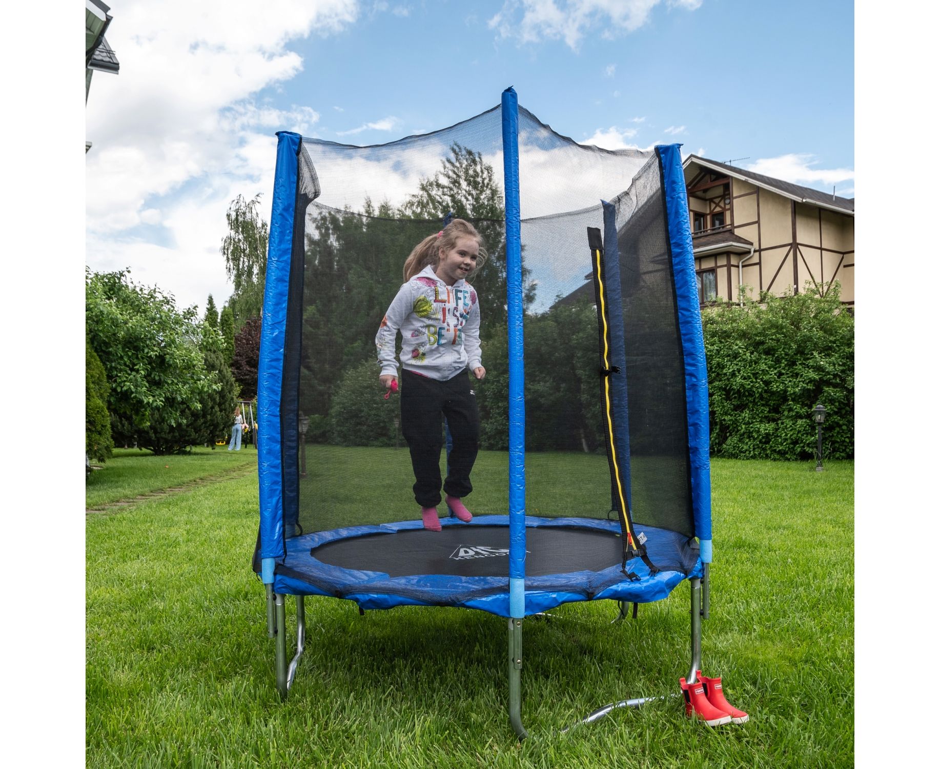 Батут DFC Trampoline Fitness 8ft наружн.сетка (244см) 8FT-TR-B синий 1834_1500